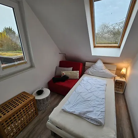 Reiherstieg Wellenbreker Hohwacht